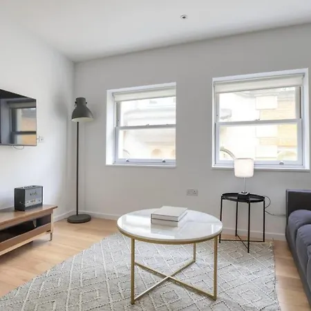 Amazing 2 Bedrooms Near Soho & Covent Garden Londen Buitenkant foto