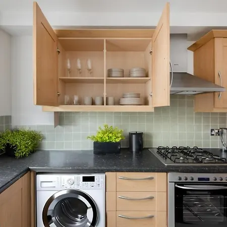 Amazing 2 Bedrooms Near Soho & Covent Garden Londen Buitenkant foto