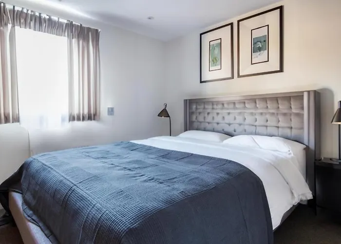 Amazing 2 Bedrooms Near Soho & Covent Garden